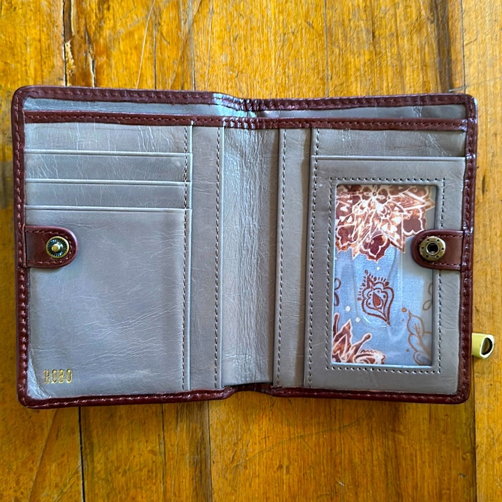 Hobo bi-fold wallet